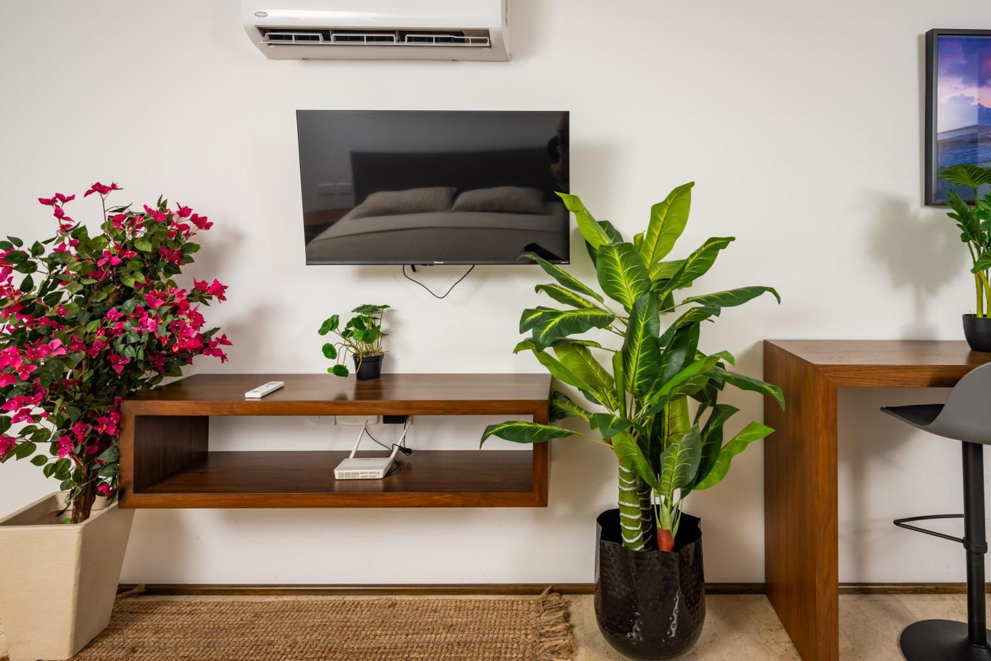 Walk Distance To Wallmart And 5ta Avenue Apartamento