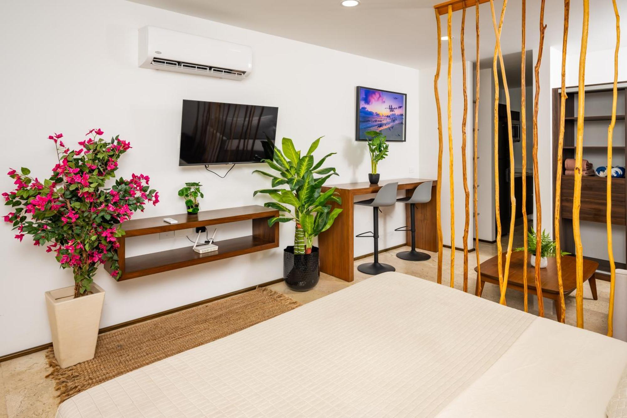 Walk Distance To Wallmart And 5ta Avenue Apartamento