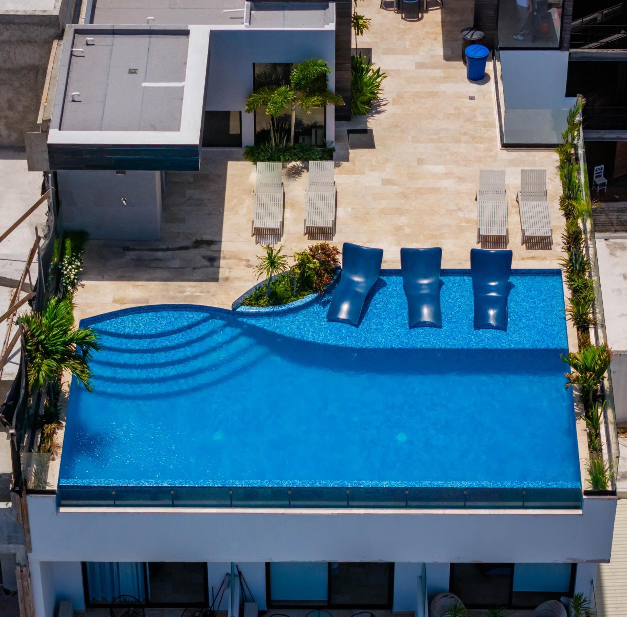 Walk Distance To Wallmart And 5ta Avenue Apartamento